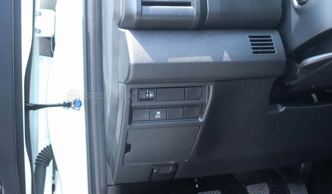Mitsubishi L200 GL . Double Cab . 2.4L . Petrol . 4WD . 5-Speed Manual . 2027 Model . For Export