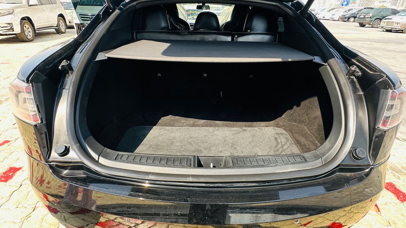 Tesla Model S 75D