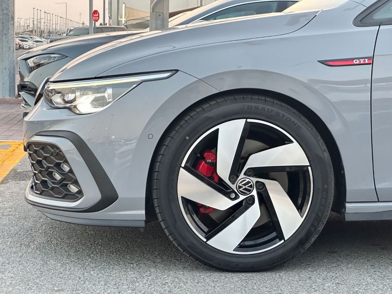 فولكس واجن جولف GTI