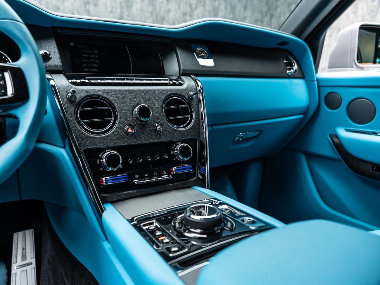 Rolls Royce Cullinan STANDARD