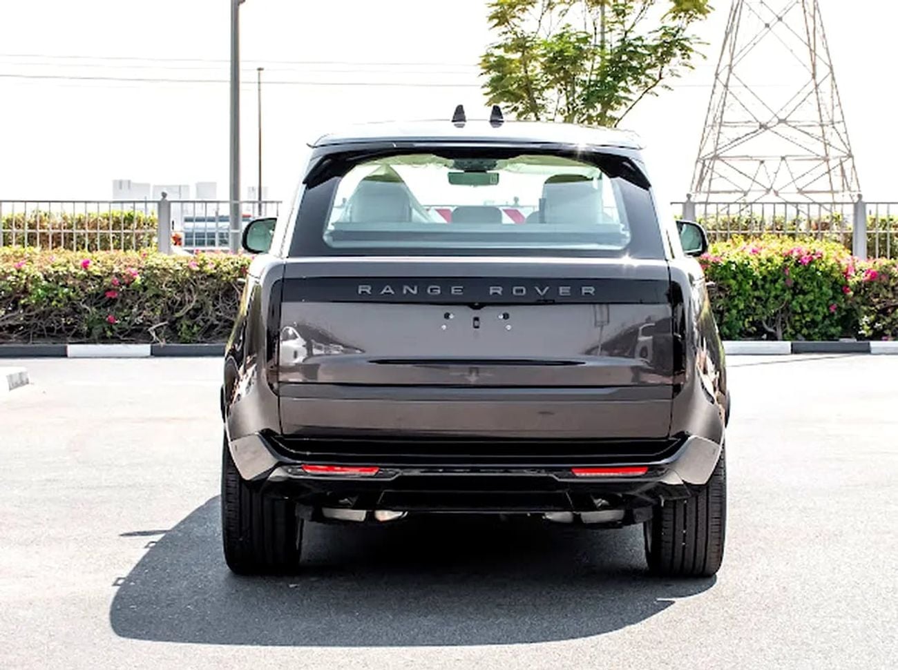 Land Rover Range Rover Brand HSE | GCC Specs | Luxury Reimagined