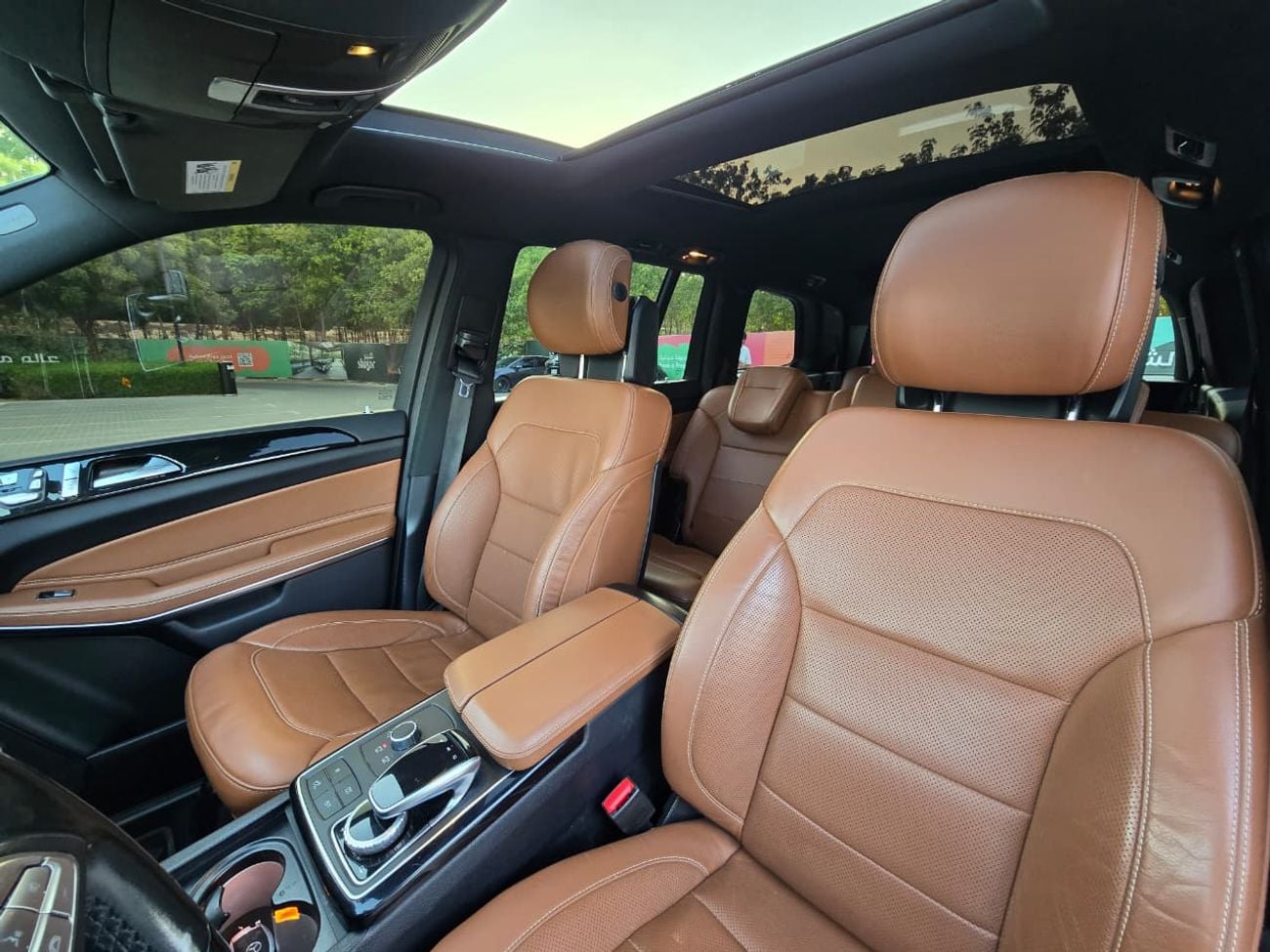Mercedes Benz GLS500 STANDARD 2018 Mercedes-Benz GLS 550 - American Specs - Excellent Condition
