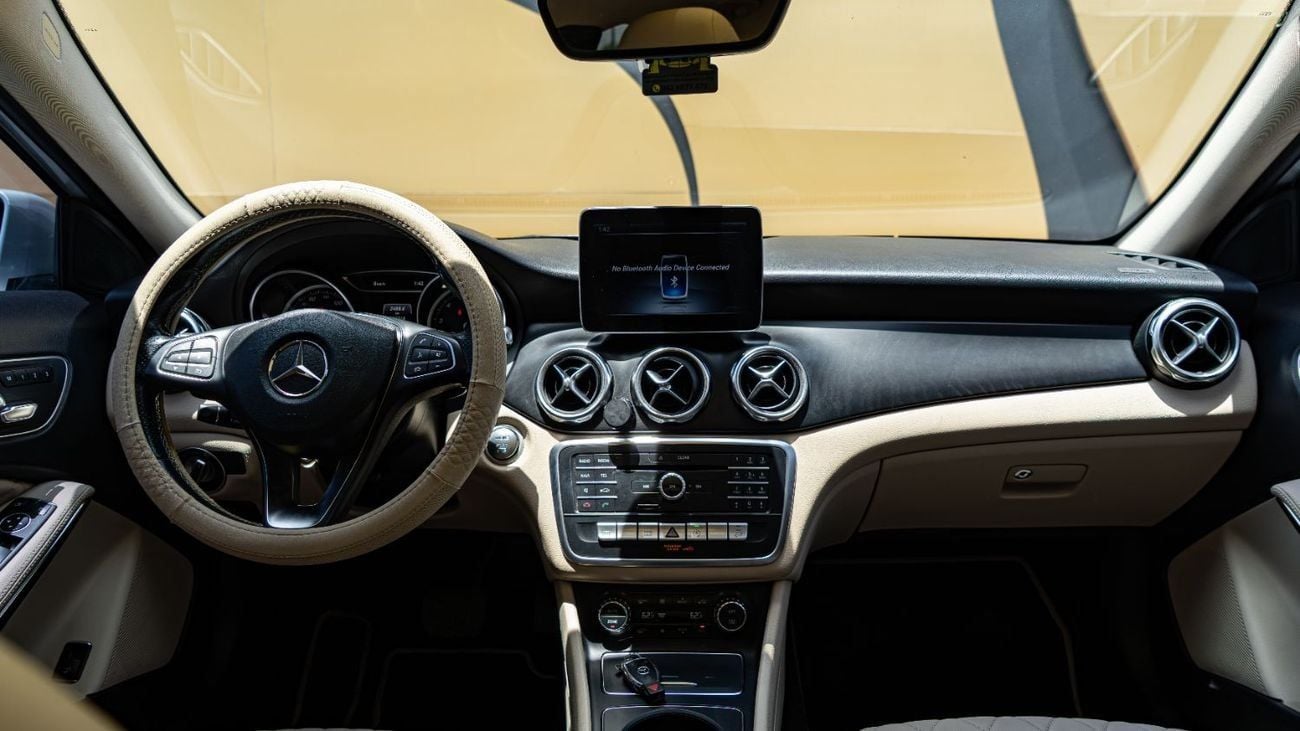 Mercedes Benz GLA250 AMG