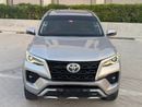 Toyota Fortuner VXR GCC specs interior and Exterior Excellent Condition V6 4.0L