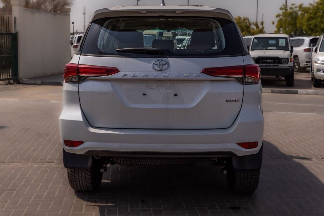 Toyota Fortuner SR5