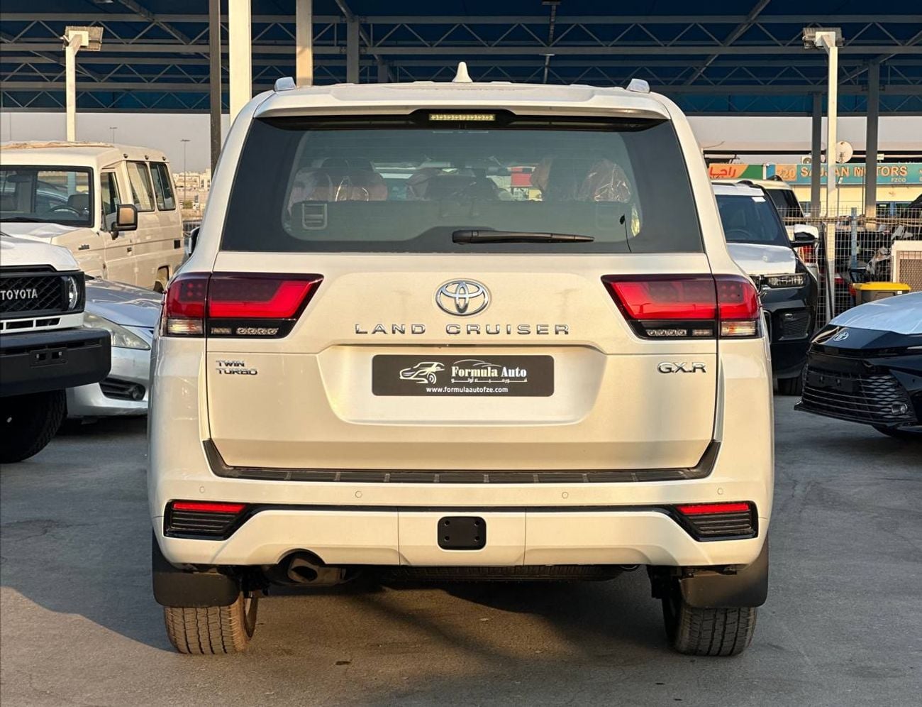 Toyota Land Cruiser GXR