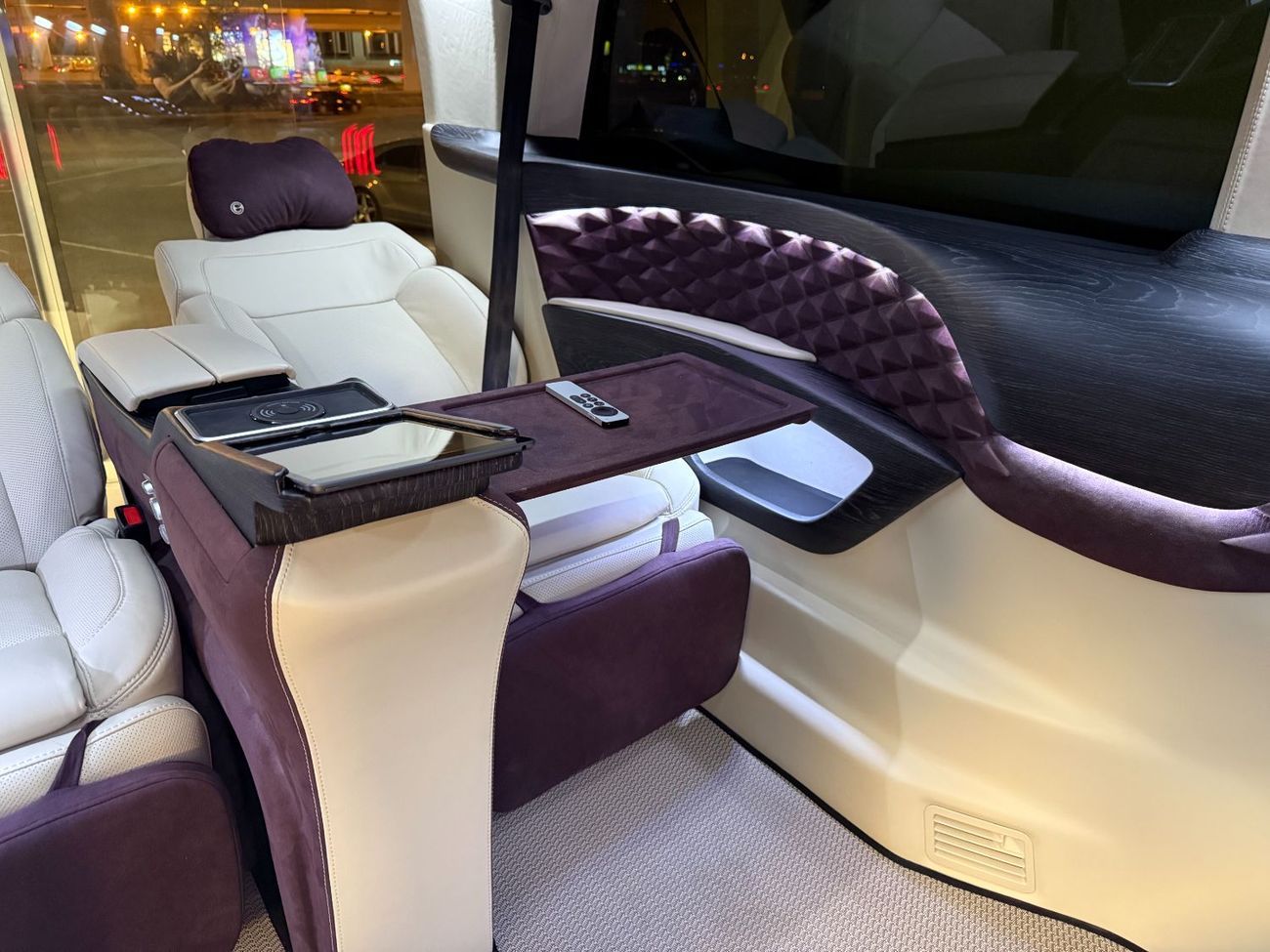 Mercedes Benz Vito TOURER SELECT ERTEX LUXURY CAR DESIGN CO. - 35th YEAR GEOMETRIC