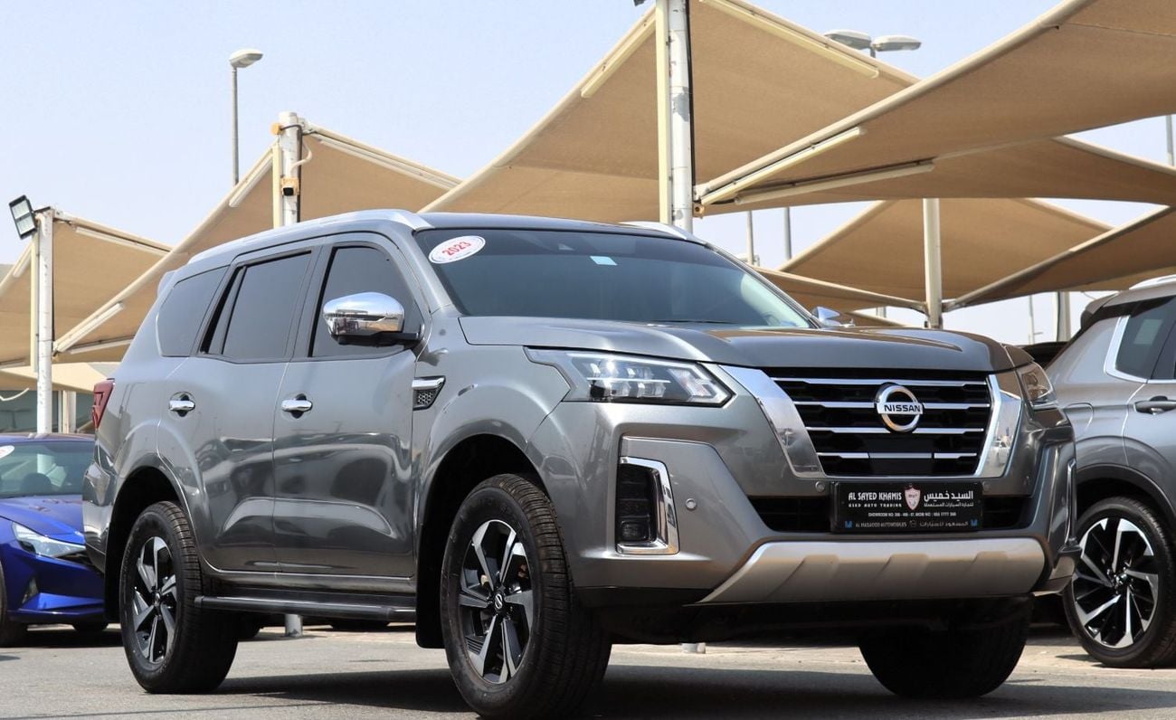 نيسان إكستيرا PLATINUM خالية من الحوادث - خليجية - طلاء أصلي - حالة ممتازة من الداخل والخارج - فئة بلاتينيوم كاملة المواصفا