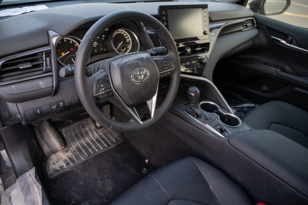 Toyota Camry GLE-X