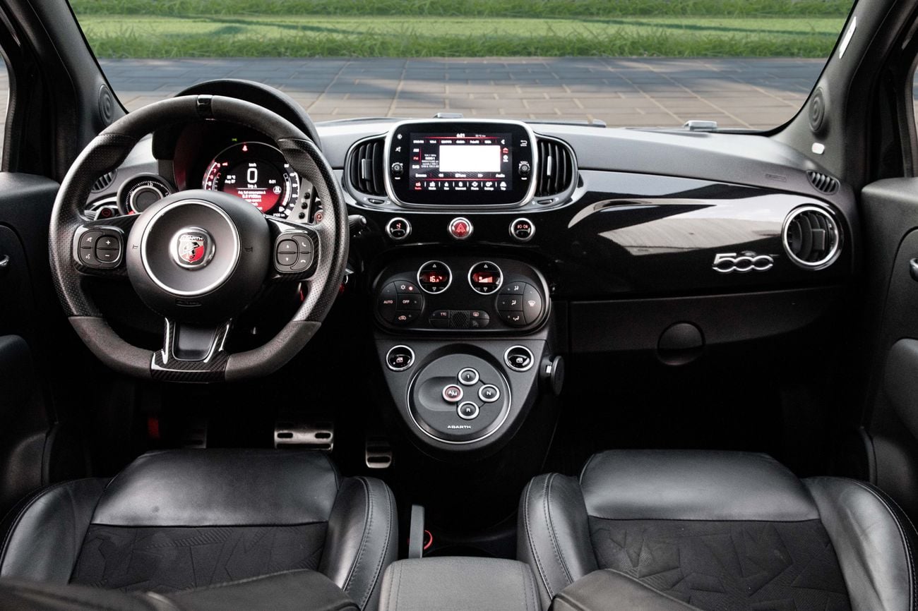 Abarth 595 SCORPIONEORO 1,371 P.M | 595 Scorpionero | 0% Downpayment | 1 of 2000!