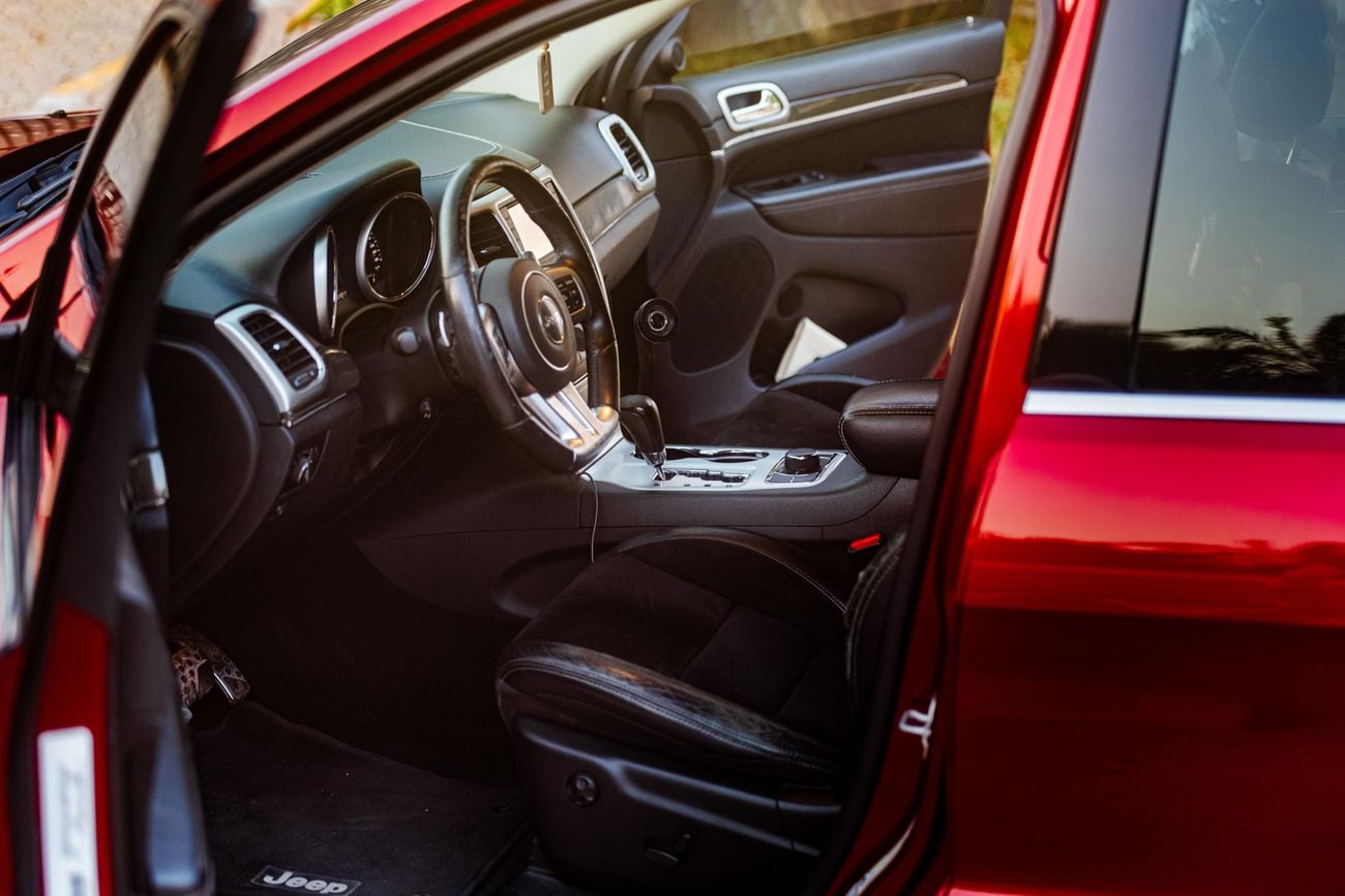 Jeep Grand Cherokee SRT8