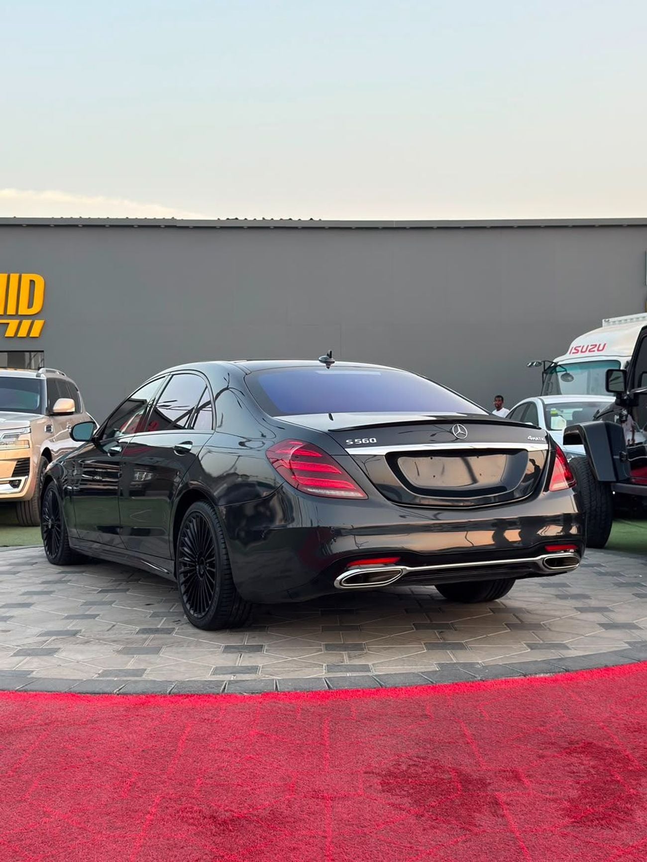 مرسيدس بنز S560 L AMG