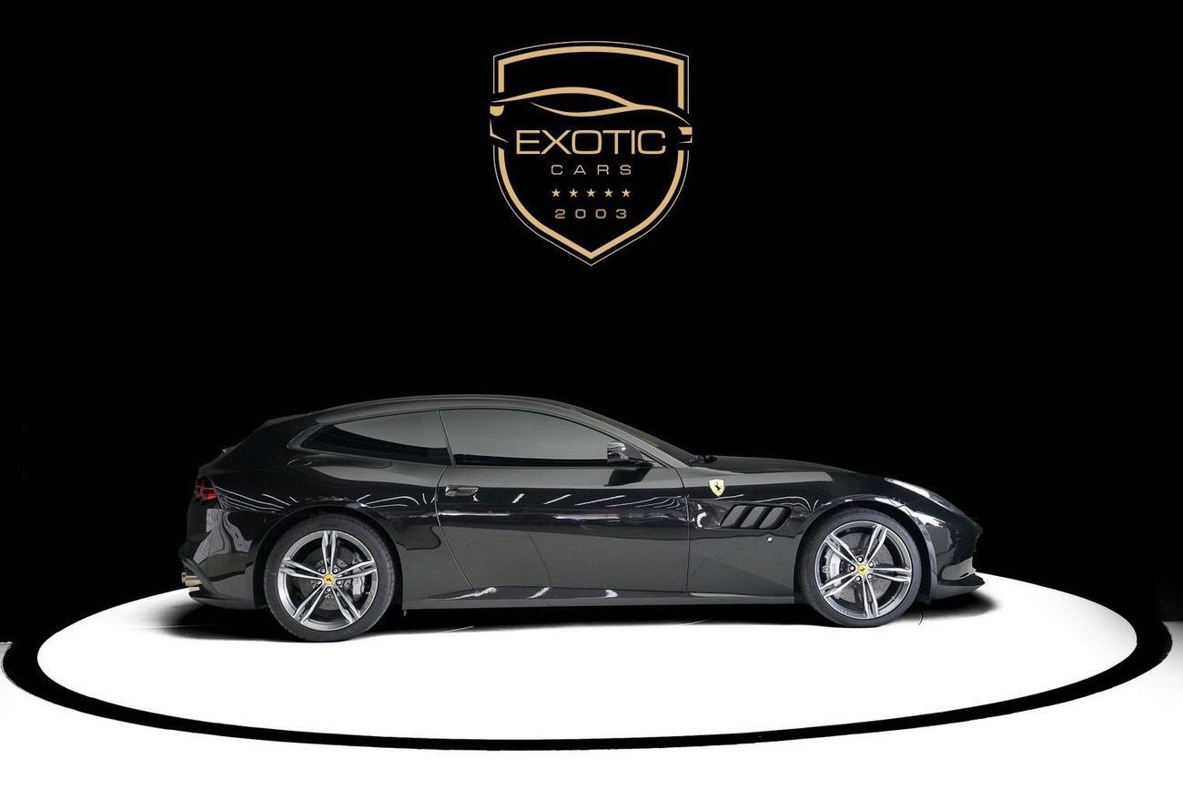 Ferrari GTC4 LUSSO