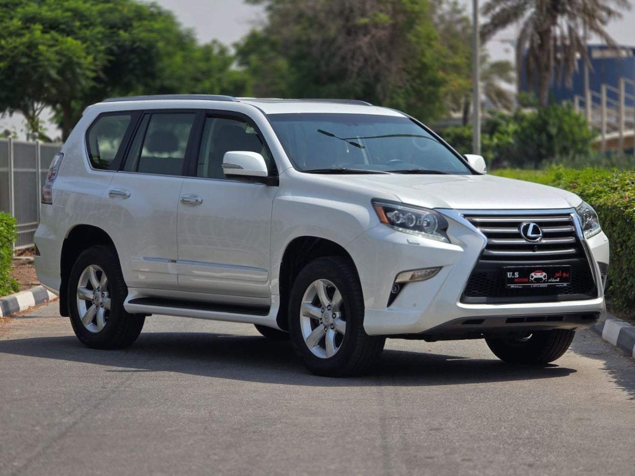 Lexus GX460 PREMIER FULL OPTION 2017 GCC SINGLE OWNER IN MINT CONDITION