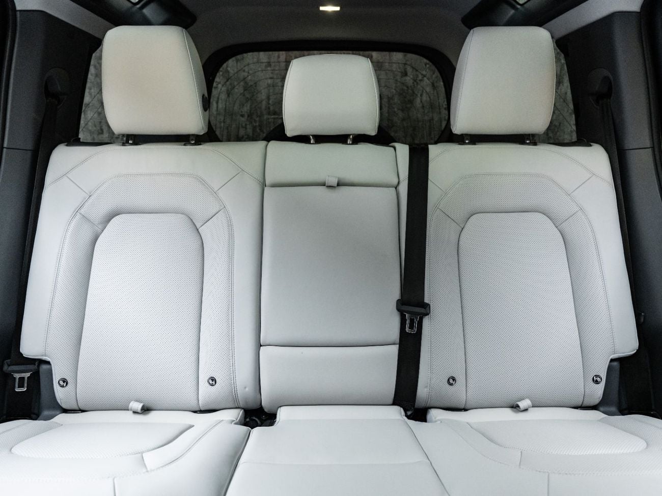 Land Rover Defender X Dynamic HSE P400
