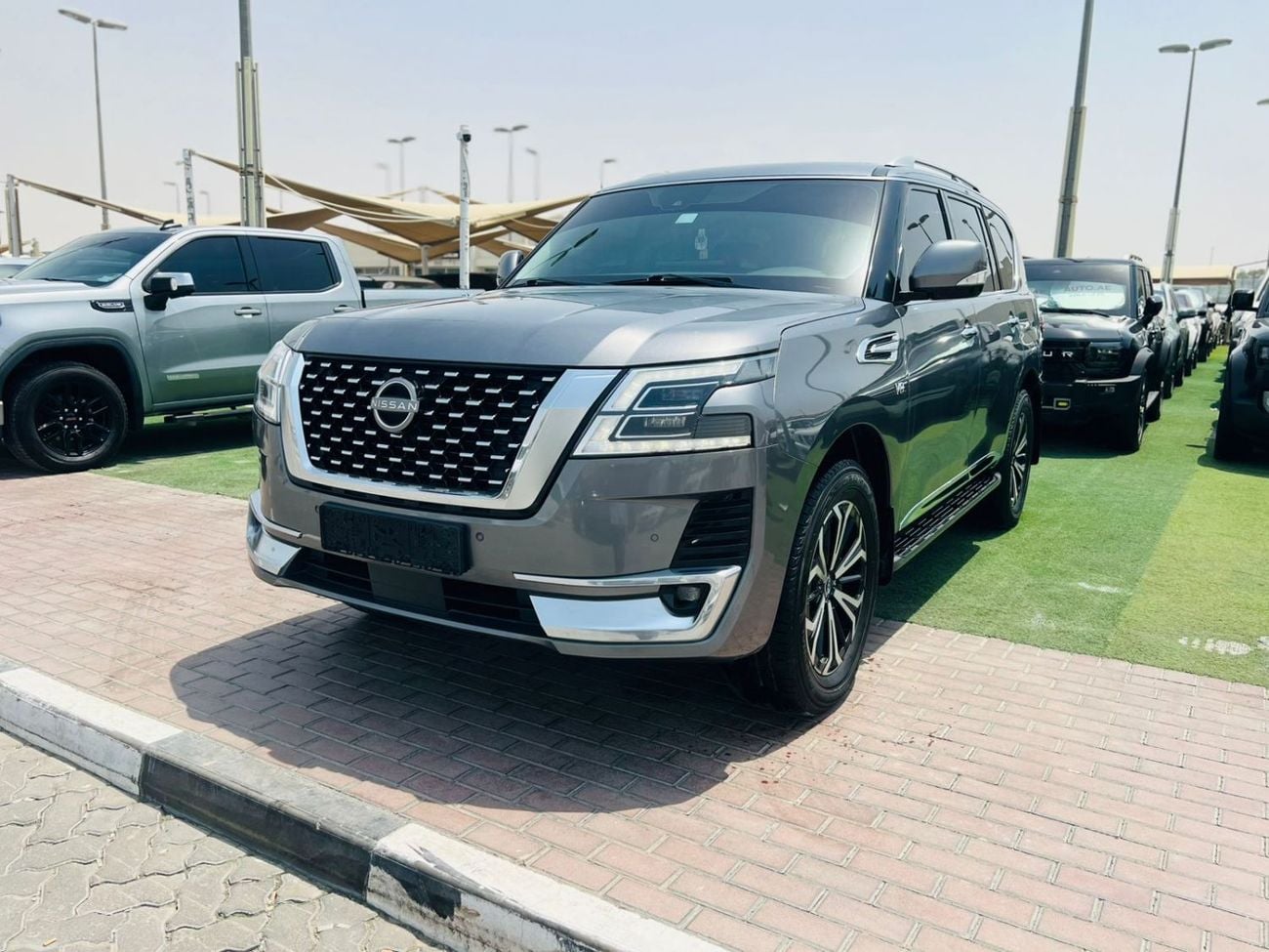 Nissan Patrol LE TITANIUM 2023.ENGINE 5.6L/V8.
