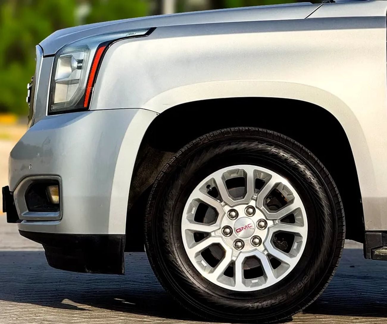 جي أم سي يوكون SLE XL | SLE 5.3L | Model, GCC | Excellent Condition | Monthly Installment 1,142