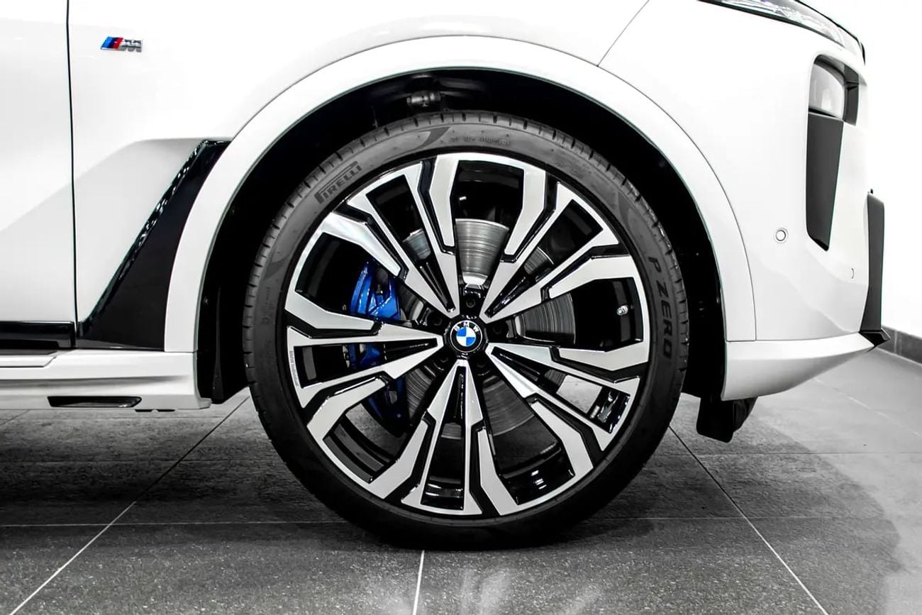 BMW X7 xDrive40i Luxury M Sport Package 7 Seats