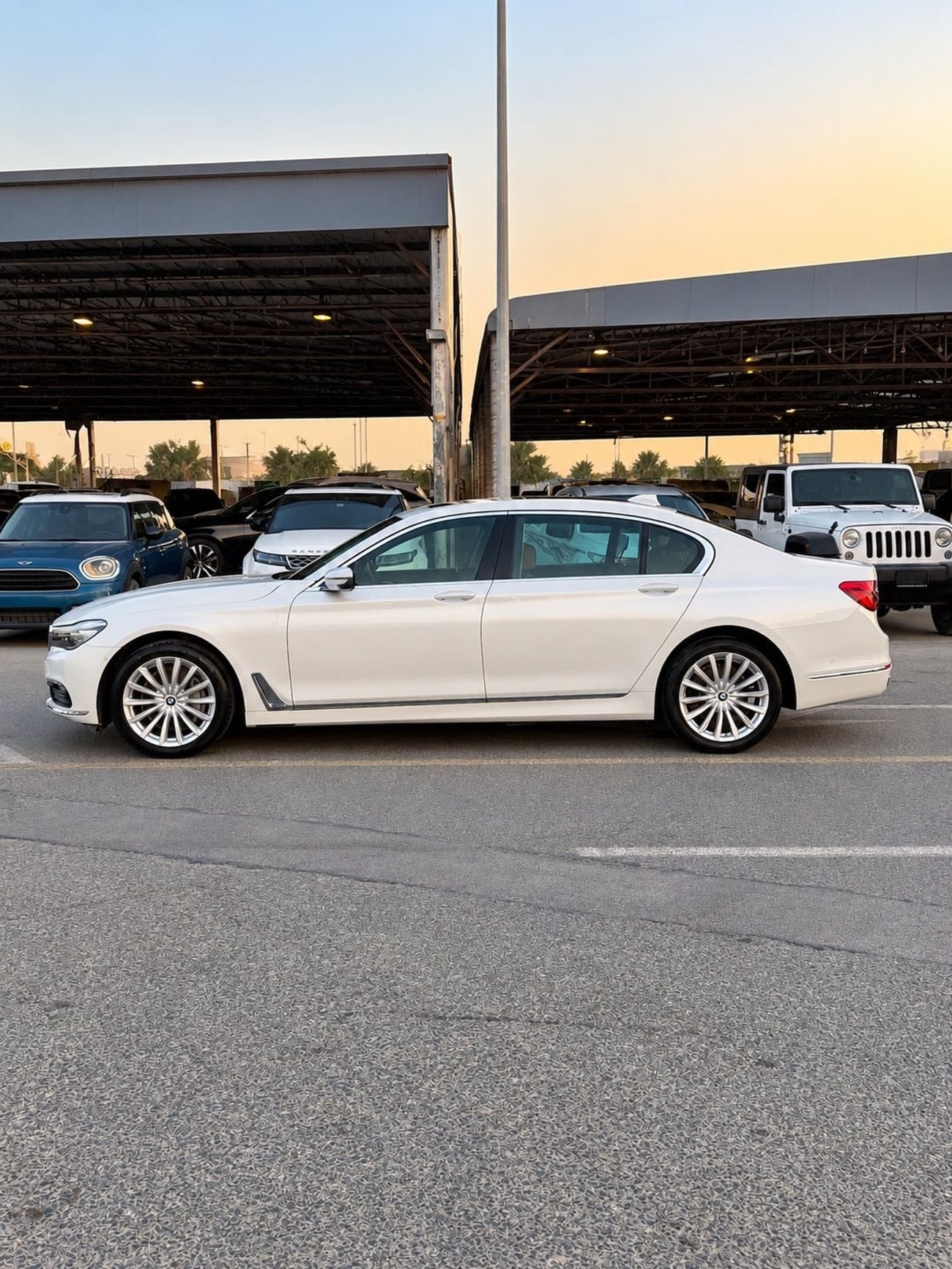BMW 740Li PURE EXCELLENCE