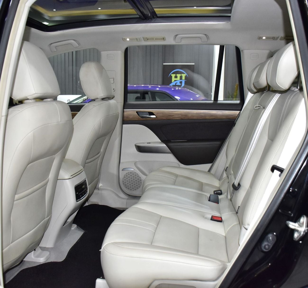 GAC GS8 GL EXCELLENT DEAL for our GAC GS8 320T ( 2021 Model ) in Black Color GCC Specs