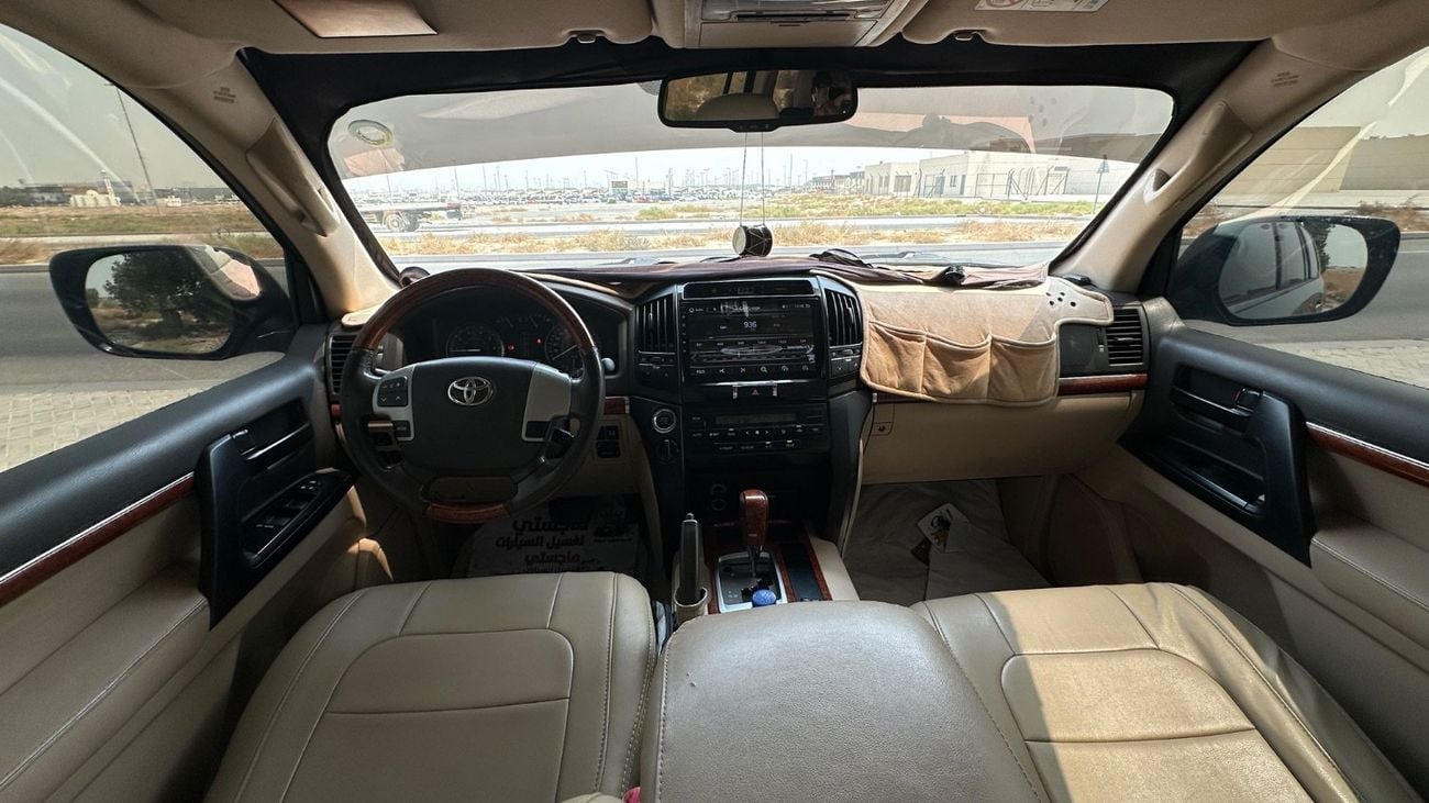 Toyota Land Cruiser GXR
