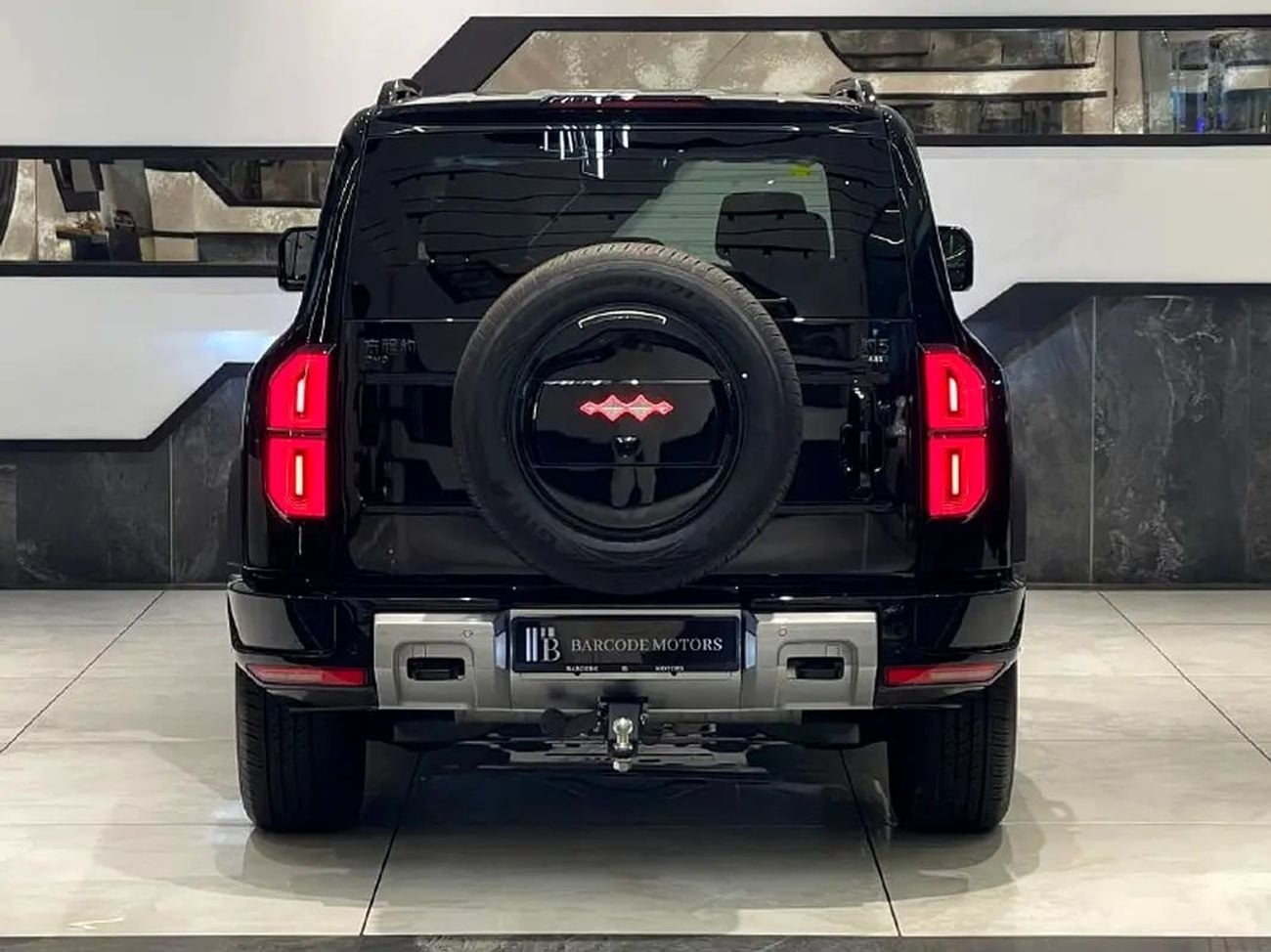 بي واي دي ليوبارد 5 ألترا / 210 KM / ADS / DOUBLE DIFFLOCK / WARRANTY AND SERVICE EVS 5 YEARS