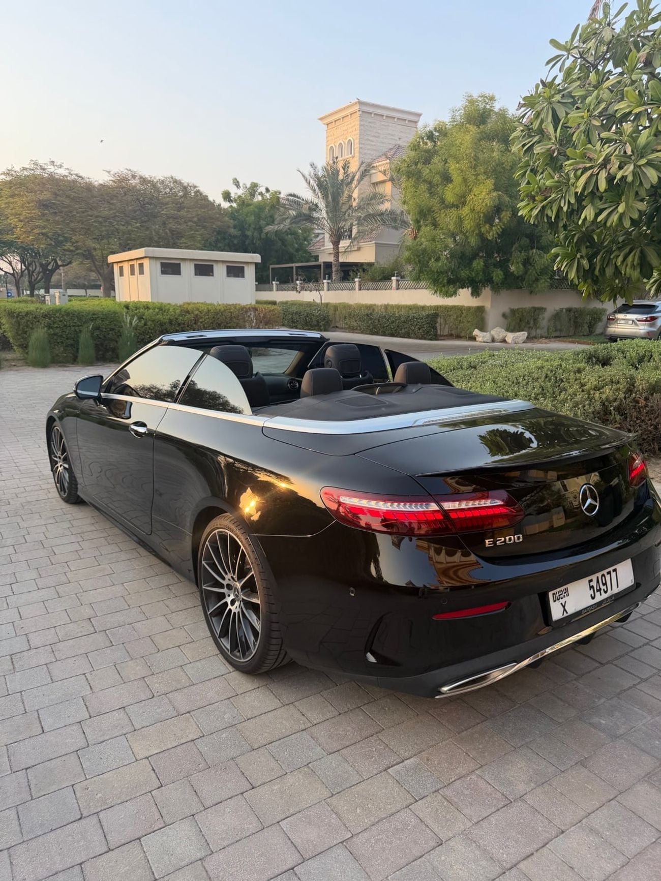 مرسيدس بنز E200 CABRIO