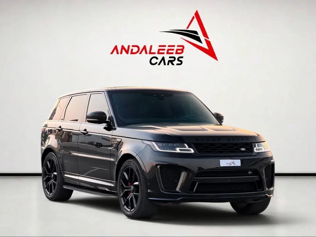 Land Rover Range Rover Sport SVR | 5.0L SUPERCHARGED V8 | 575 HP | GCC | | ORIGINAL PAINT