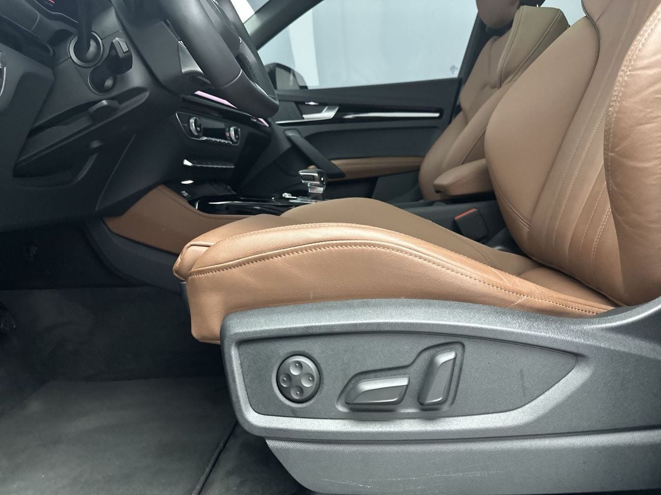 Audi Q5 45 TFSI SPORTBACK S-LINE (Ref#93561)