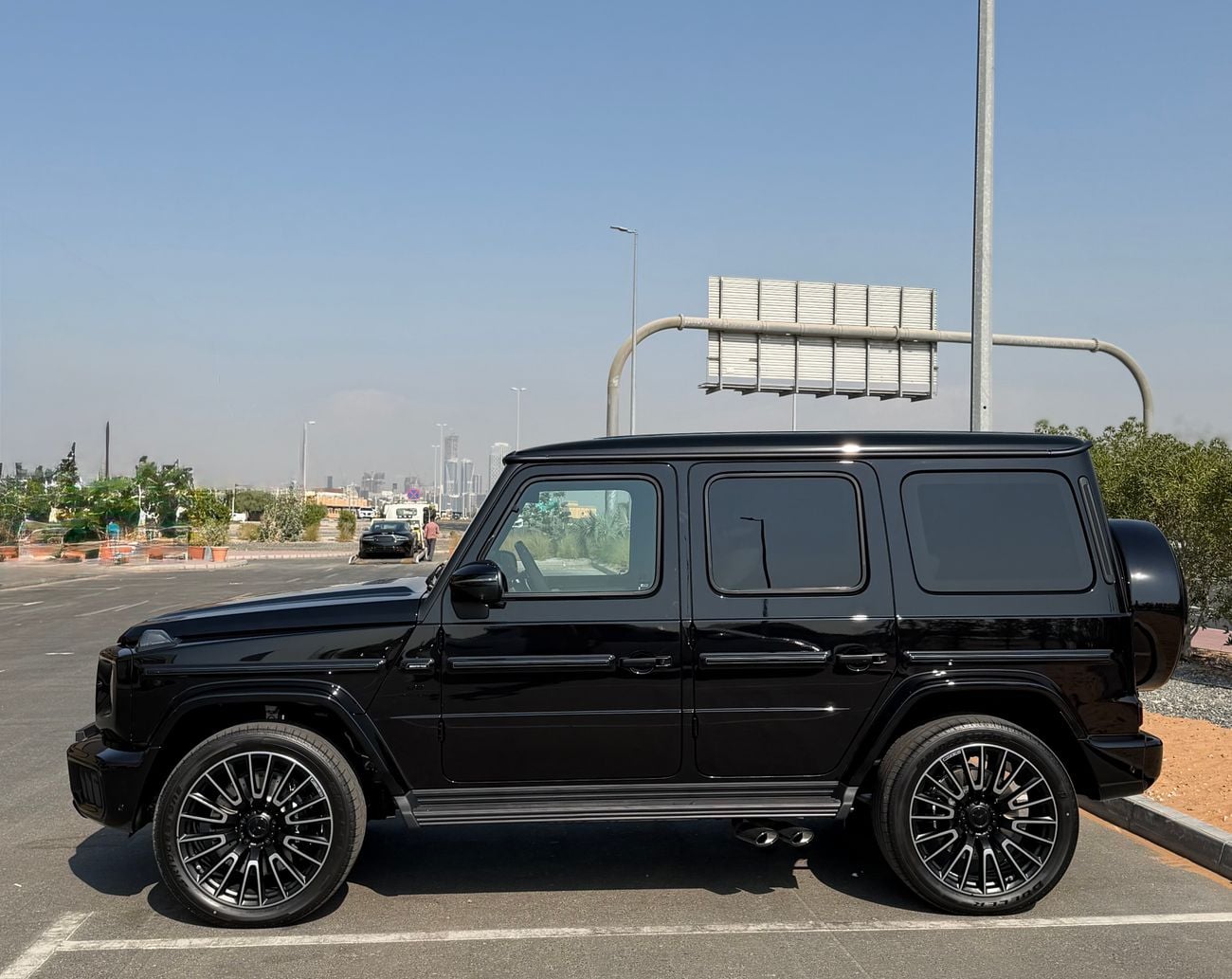 Mercedes Benz G63 AMG STANDARD