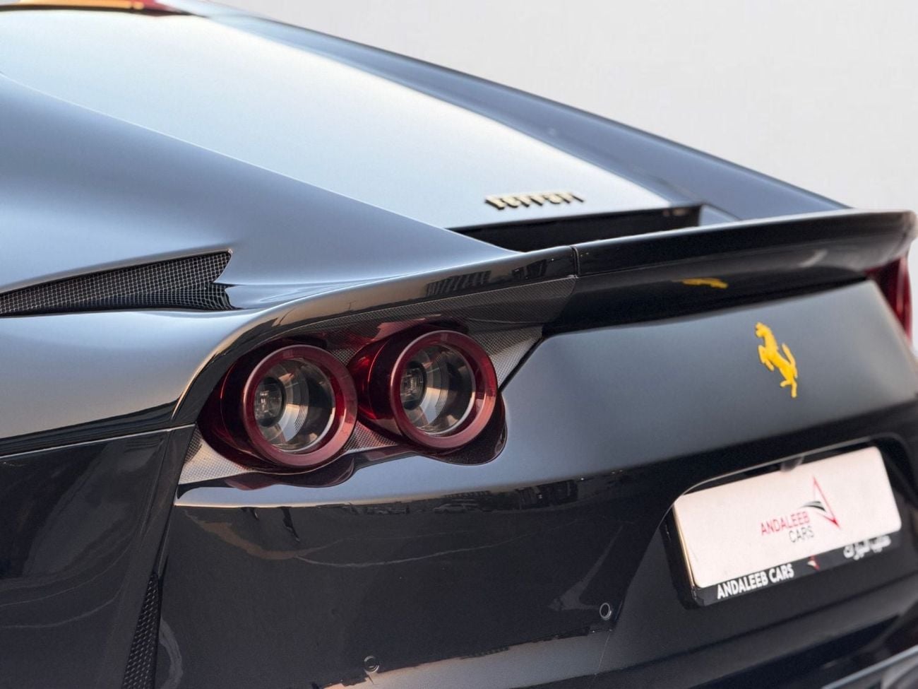 Ferrari 812 SUPERFAST INTERIOR & EXTERIOR CARBON | AFTERMARKET EXHAUST | 812 SUPERMARKET