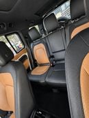 Land Rover Defender X Dynamic V6