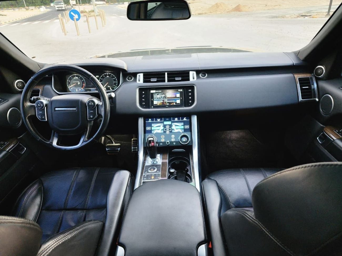Land Rover Range Rover Sport SVR American upgrade