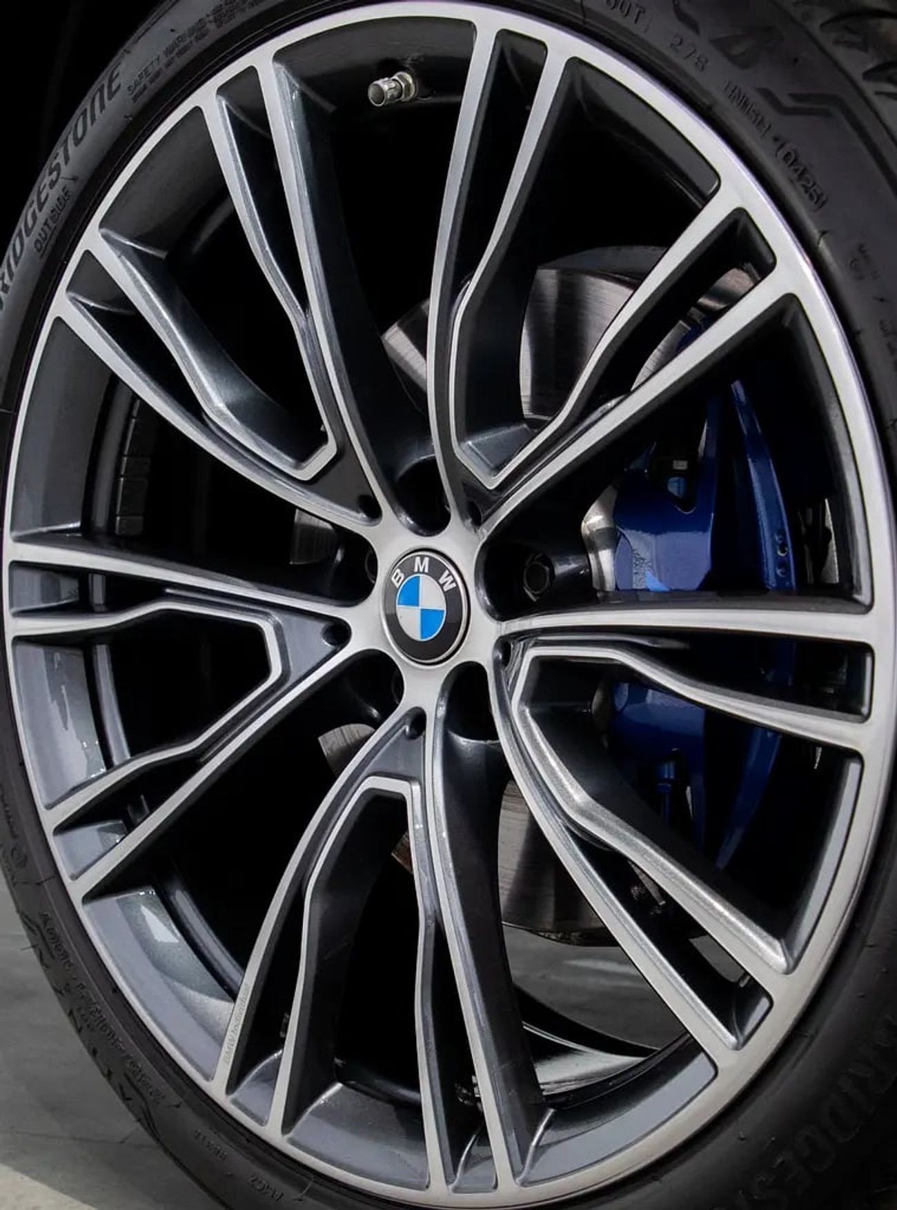 BMW X4 XDRIVE 30I M SPORT FDSH •Warranty + Service Contract • GCC
