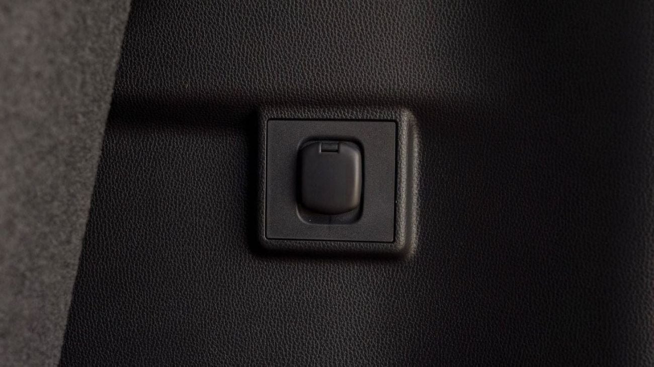 تويوتا برادو TOYOTA Prado txl 2.7L pwtrol MY2026 (LHD) TOYOTA PRADO 250 2.7P AT MY2025 – BLACK VEHICLE CODE: LPRADO2.7P_41 TECHNICAL