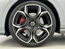 Volkswagen Golf GTI Premium Leather Seats 2L | 22,000 AED SAVINGS from New Car | 265 HP | GCC Specs