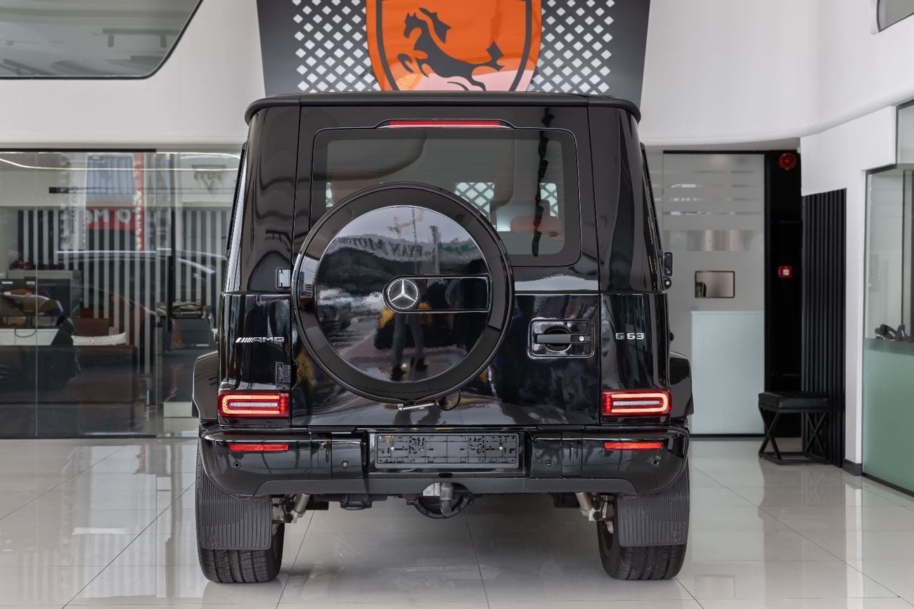 مرسيدس بنز G 63 AMG Mercedes-Benz G 63 | Fully Loaded|Night package | Fully Cardbon Fiber | Gargash Auto Warranty | 2020