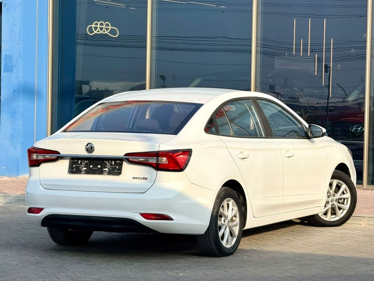 MG 5 COMFORT MG 5 Comfort 2023 GCC Specs -395-Monthly l Camera, GPS l Accident Free