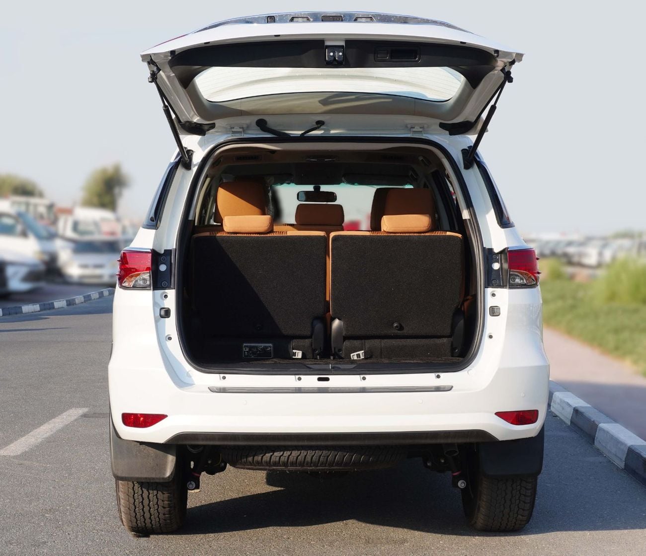 Toyota Fortuner 4x4 2.7L PETROL A/T 2026 MODEL