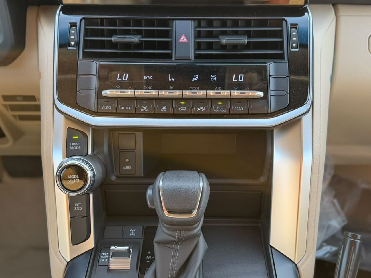 Toyota Land Cruiser GXR