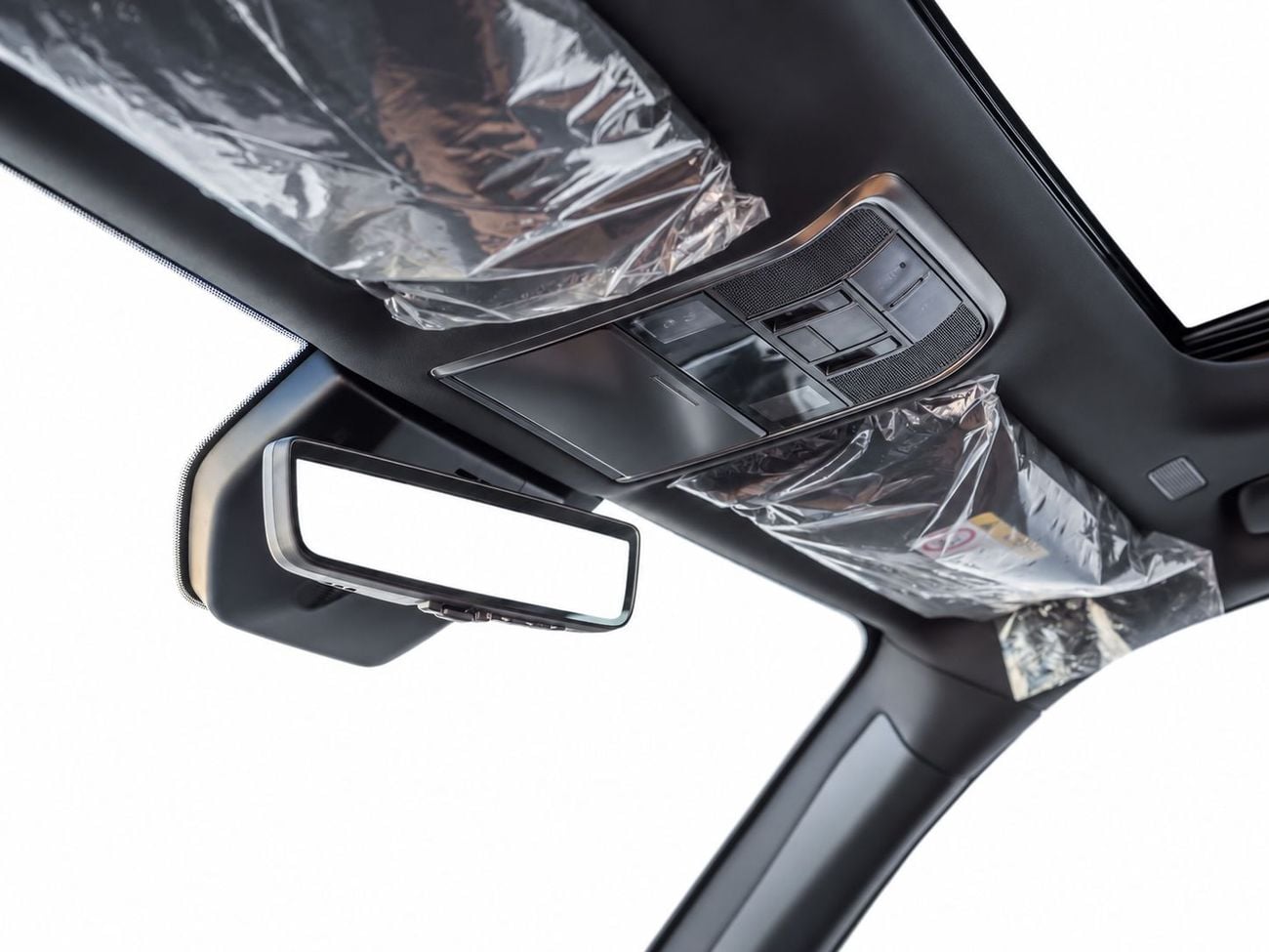 لكزس LX 700h URBAN ECTAV0006 - لكزس LX700h أوربان 2026 - محرك هجين 3.5 لتر، ناقل حركة أوتوماتيكي - لون أبيض مع مقصورة د