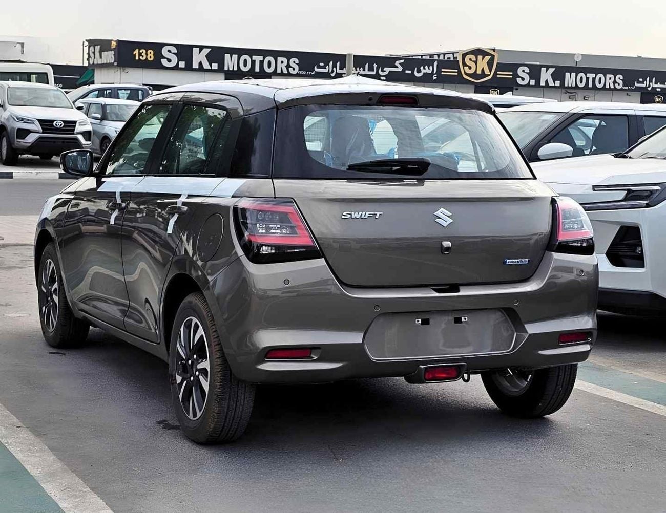 Suzuki Swift GLX SUZUKI SWIFT GLX HYBRID || RADAR | PETROL AT 1.2L V4 (CODE # SWGLXFOH) GRAY 2026