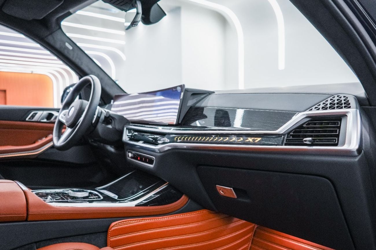 BMW X7 XDRIVE40I M SPORT GCC Specs | Warranty and Service Contract | As Brand new