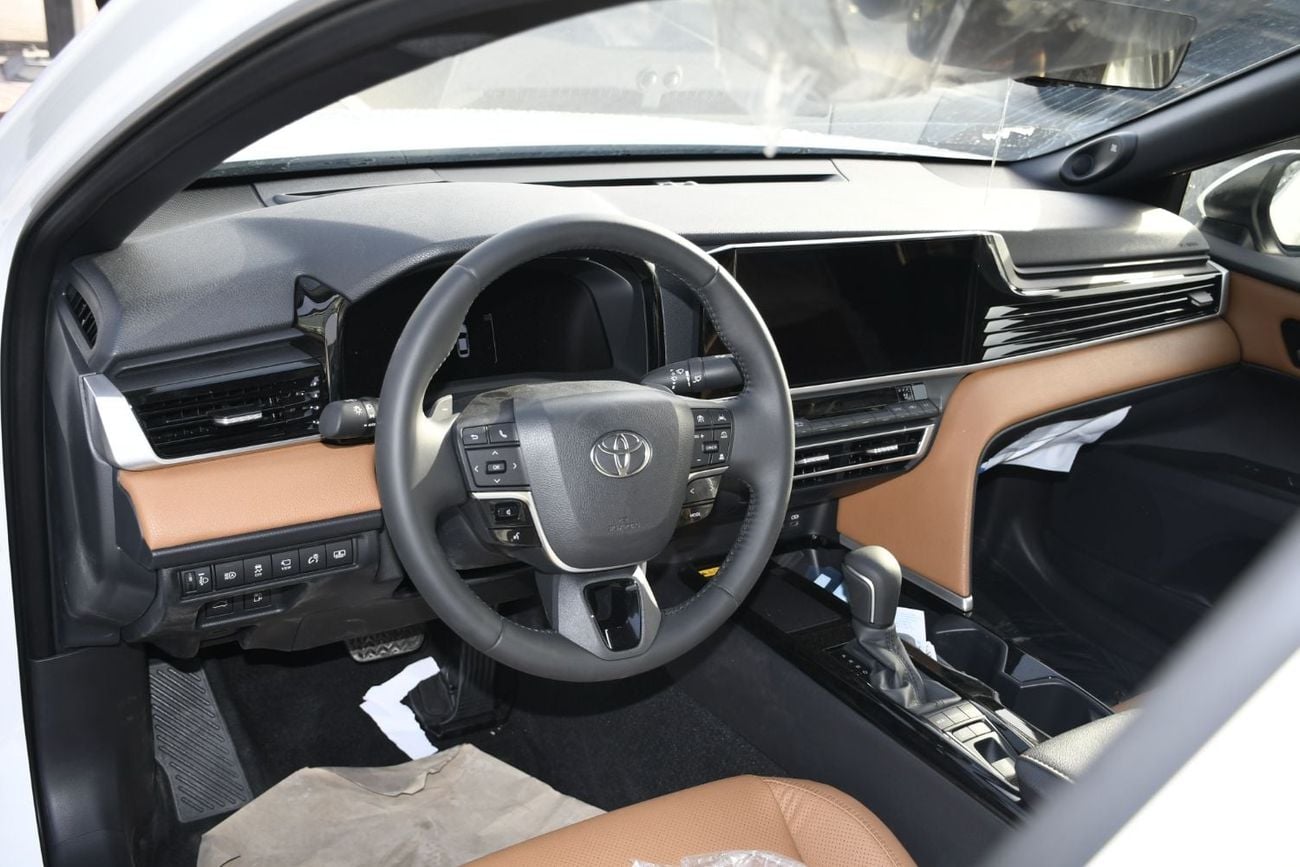 Toyota Camry LUMIERE HEV 2026 CAMRY 2.5L HEV LUMIERE FULL OPTION JBL ! PANAROMIC ! HEADUP DISPAY
