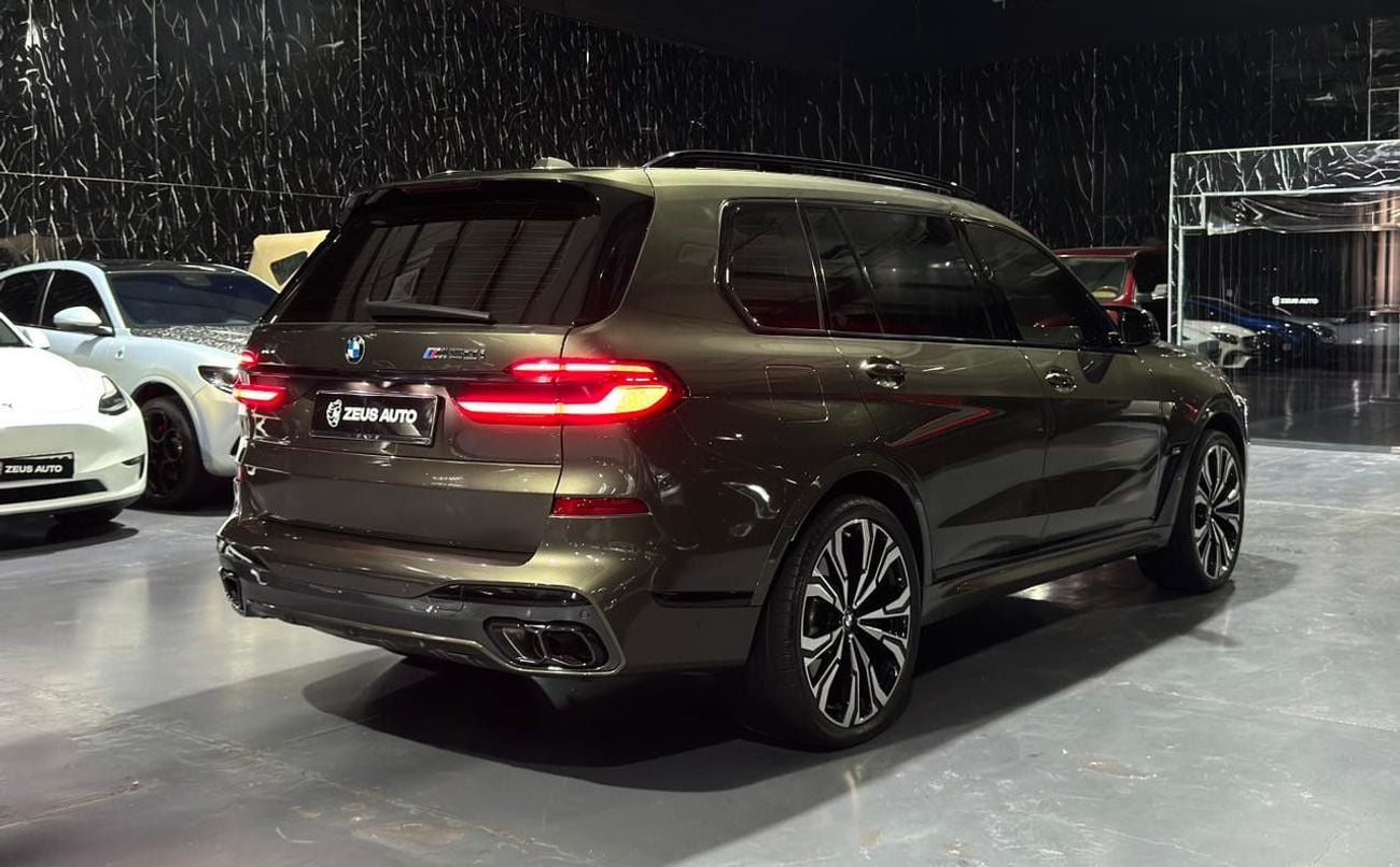 BMW X7 M60i XDRIVE