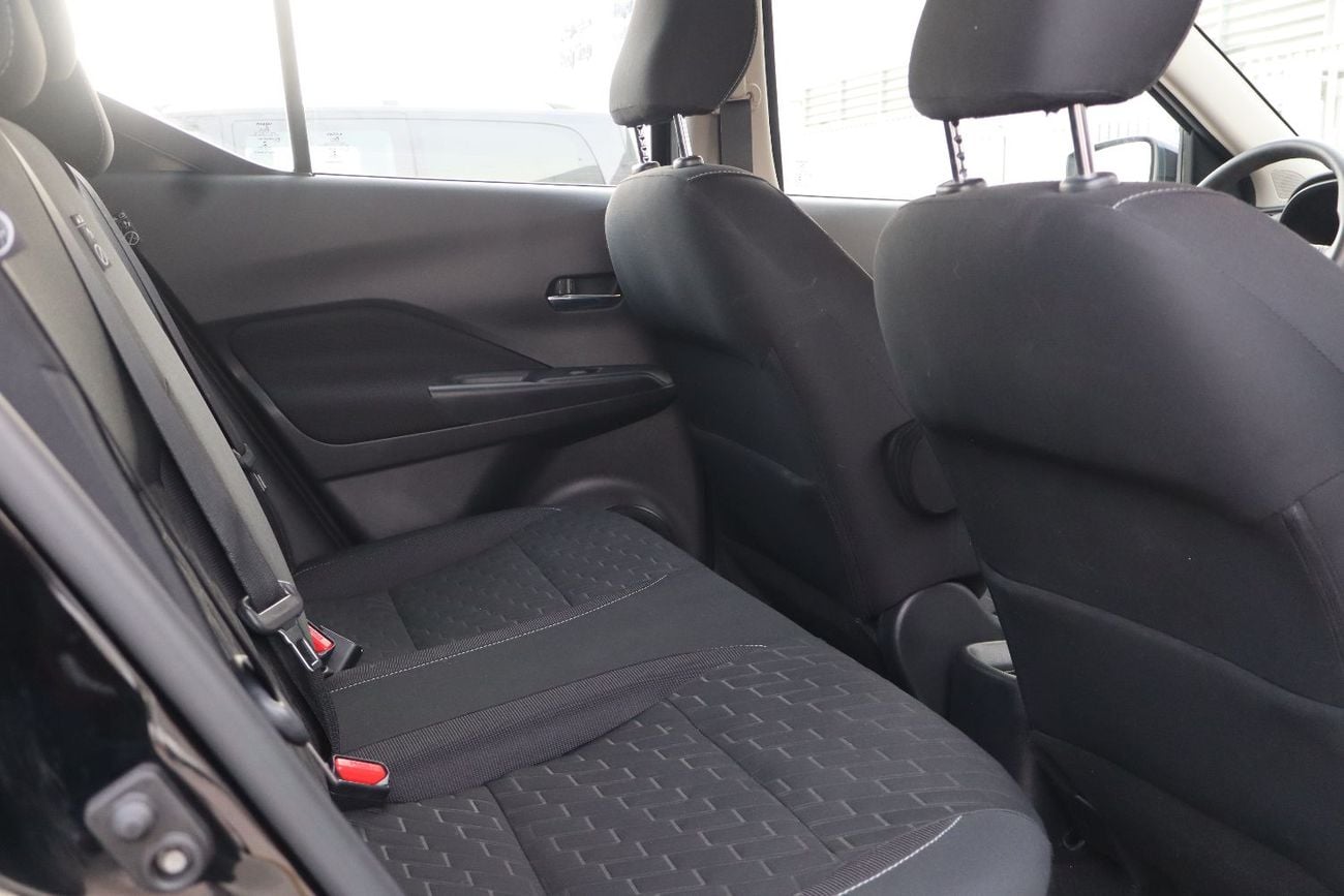 Nissan Kicks S