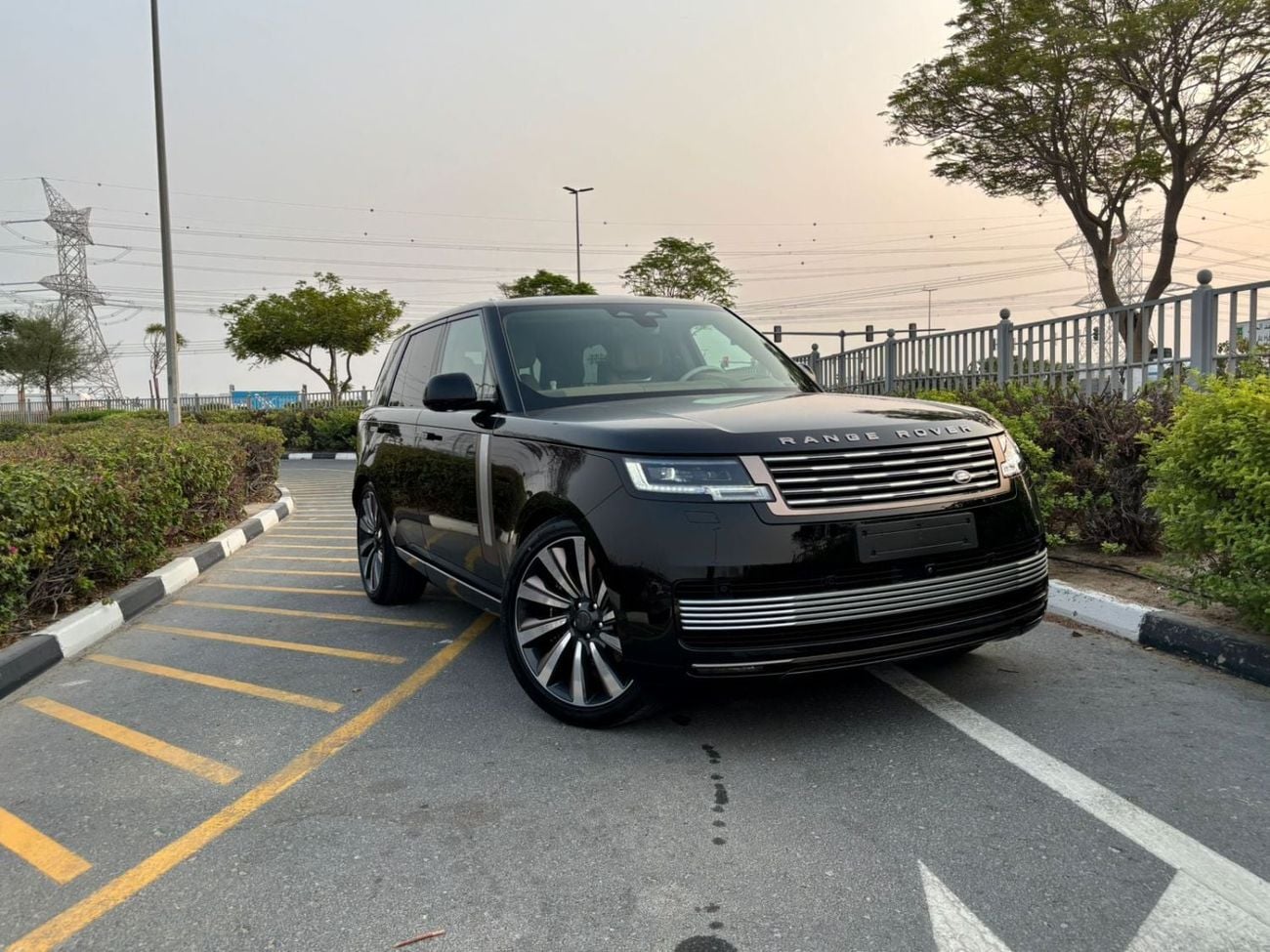 لاند روفر رينج روفر SV LWB P615