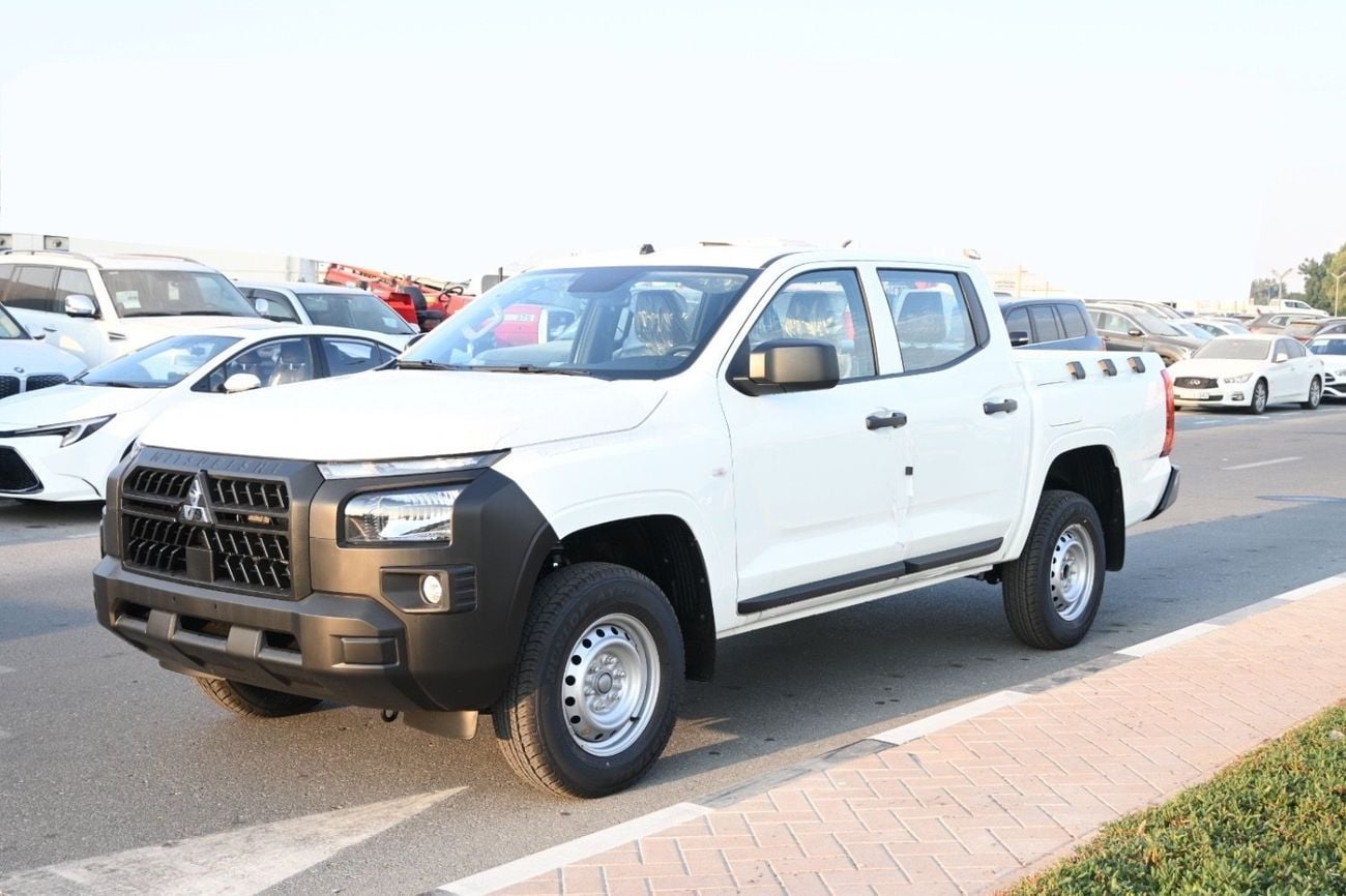ميتسوبيشي L200 Mitsubishi pickup L200 2.4 petrol MT 2027