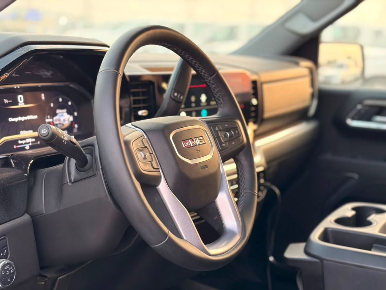 جي أم سي سييرا GMC Sierra 1500 Elevation 2.7l A/T TurboMax 310 Hp White Color 2025 Model 310 Hp