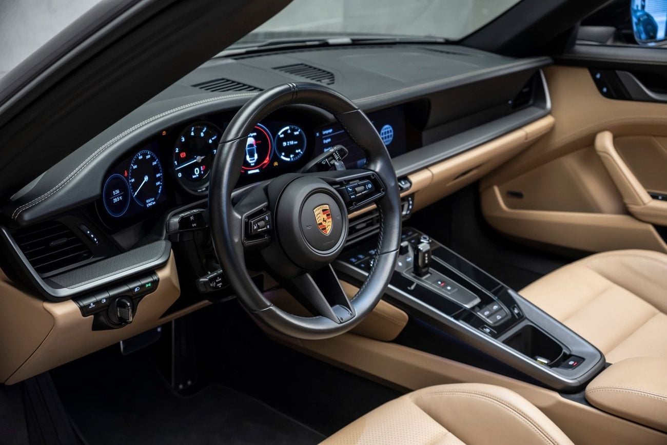 Porsche 911 CARRERA 4